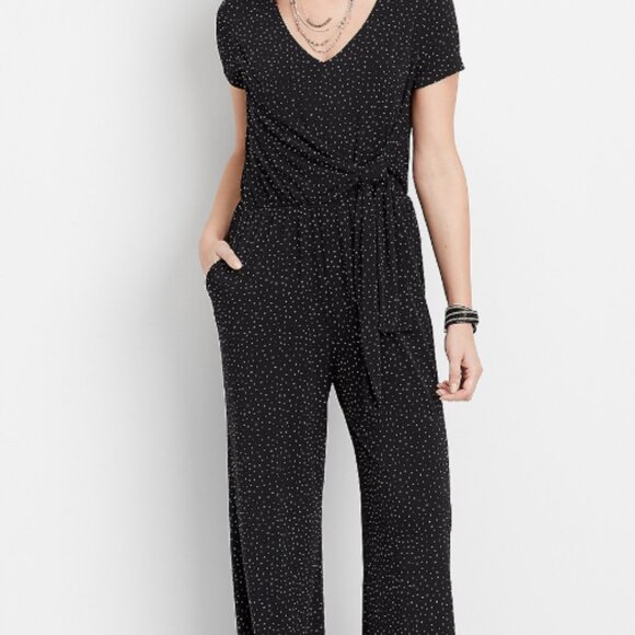 Maurices Black and White triangle print tie front jumpsuit_Size Med - Picture 1 of 7